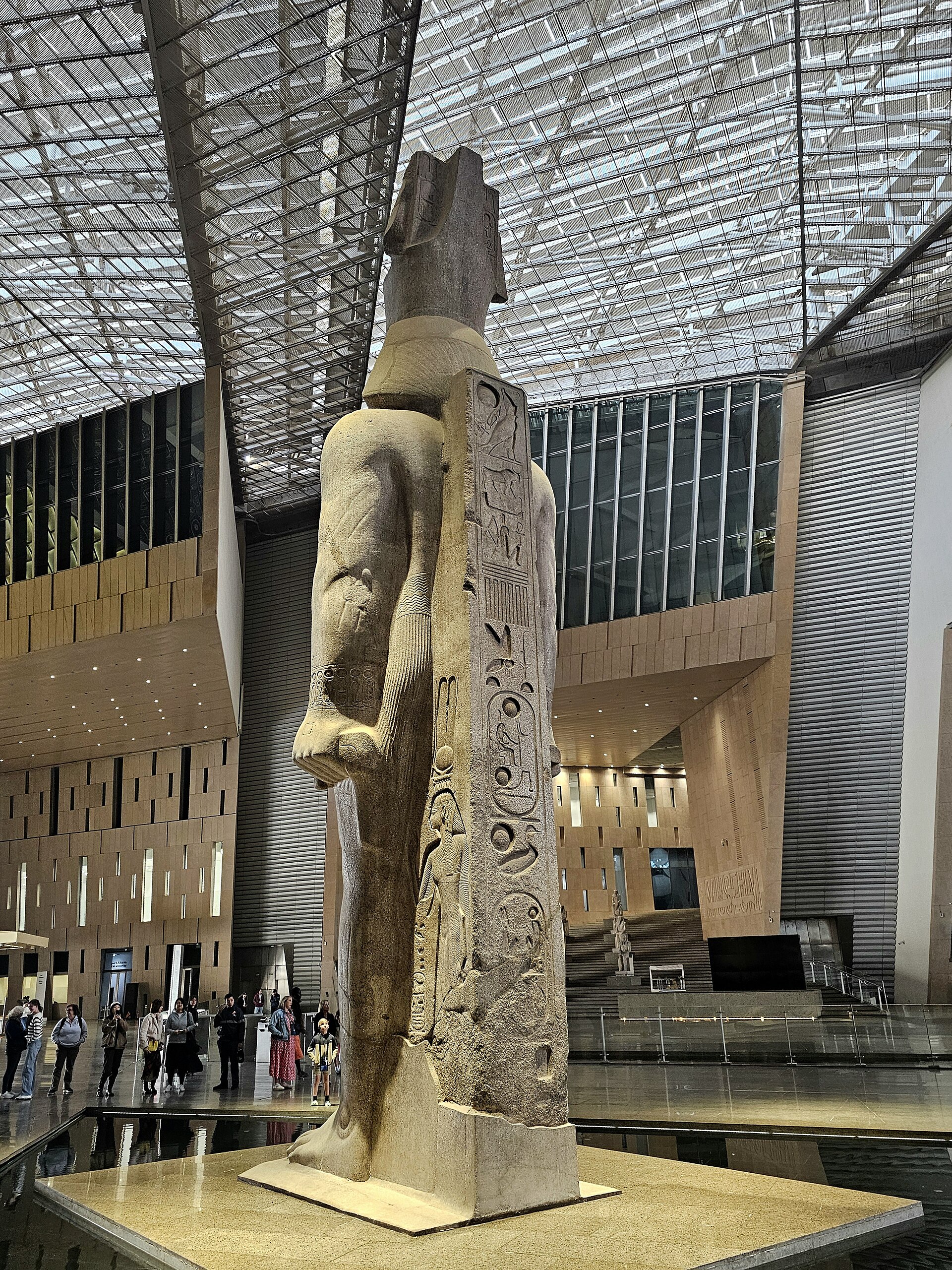 Colossal statue in the palace atrium
